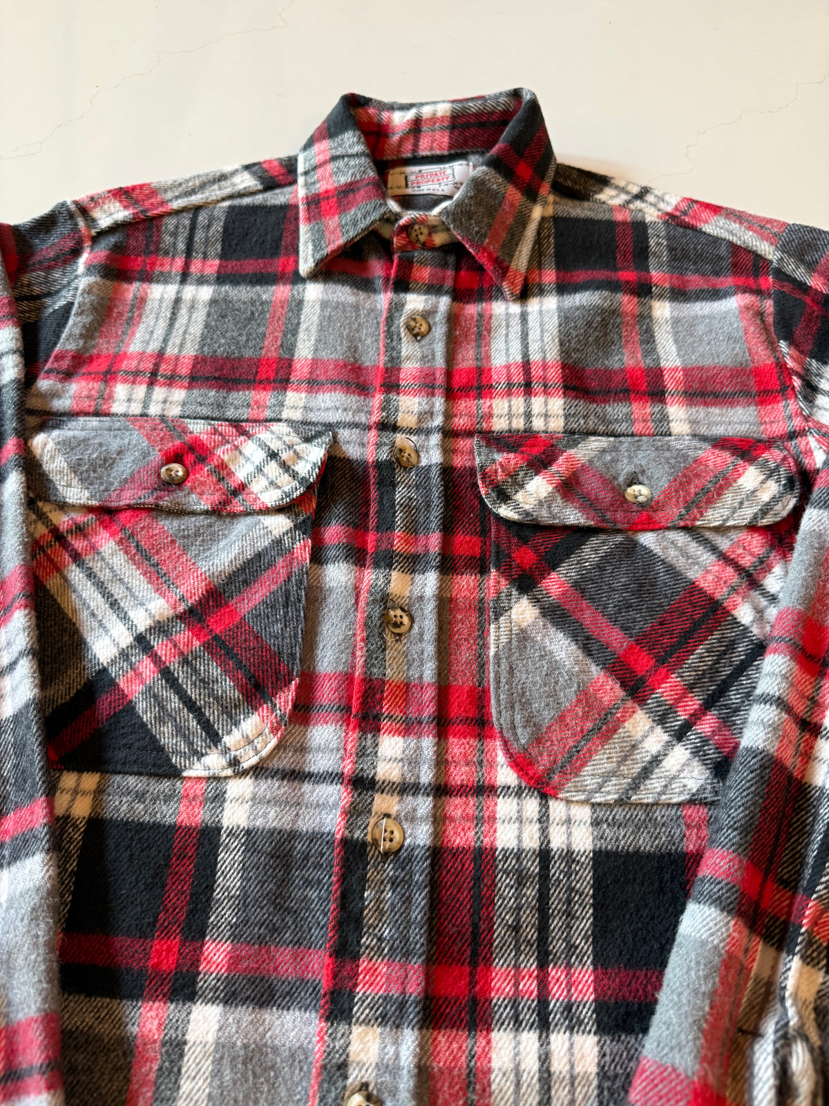 Vintage M Long Sleeve Flannel Plaid Button Up Shirt from the 90s