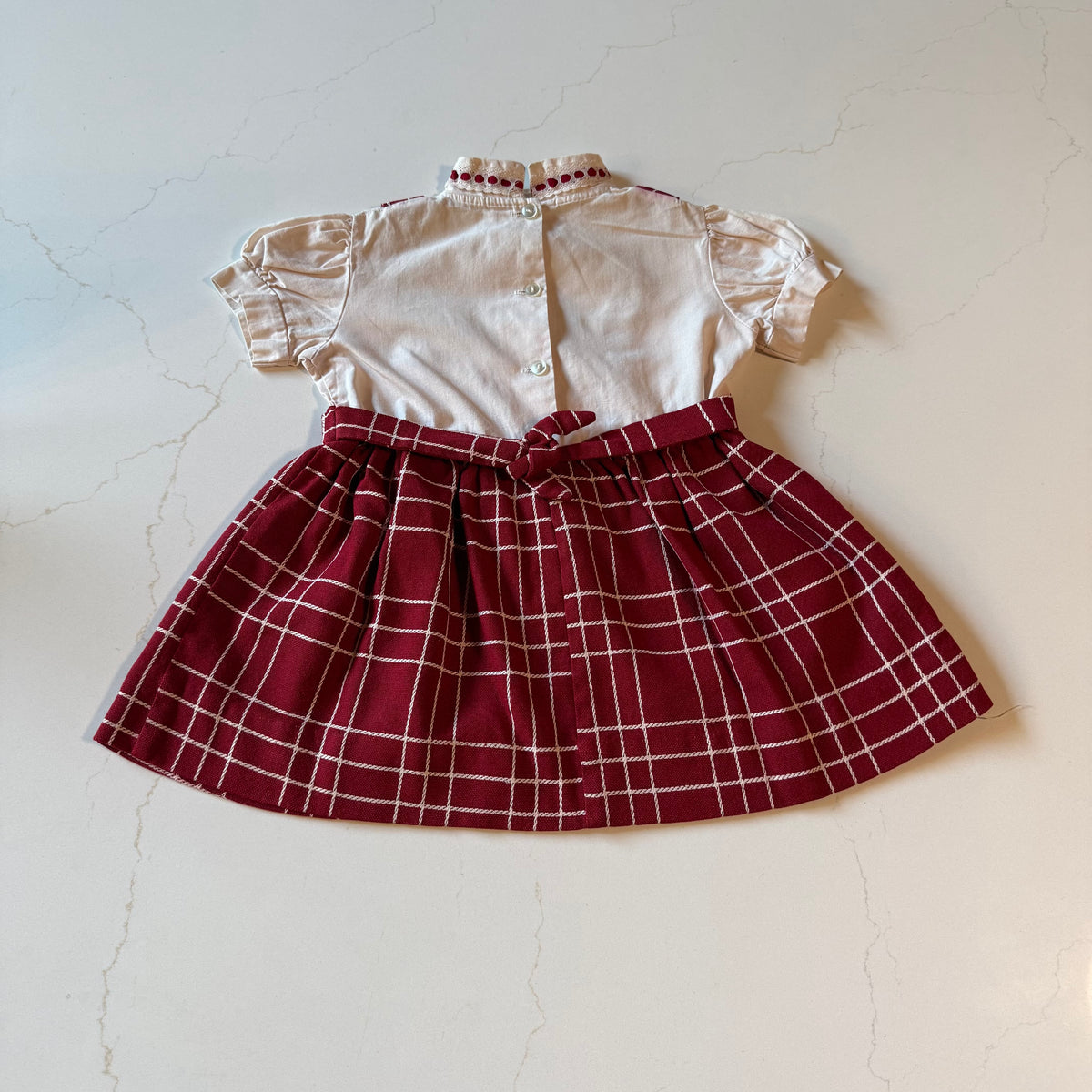 Vintage Short Sleeve Red/White Dress from the 1960s