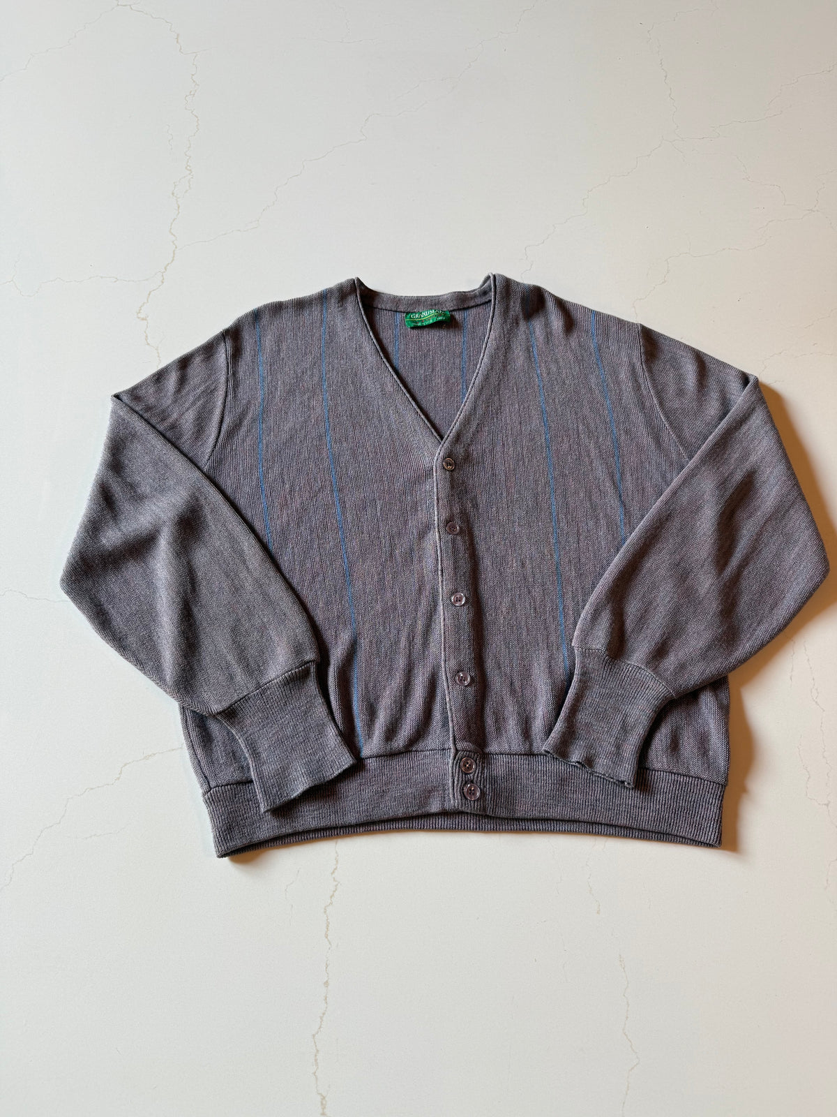 Vintage L Long Sleeve Gray Striped Munsingwear Cardigan Sweater from the 80s