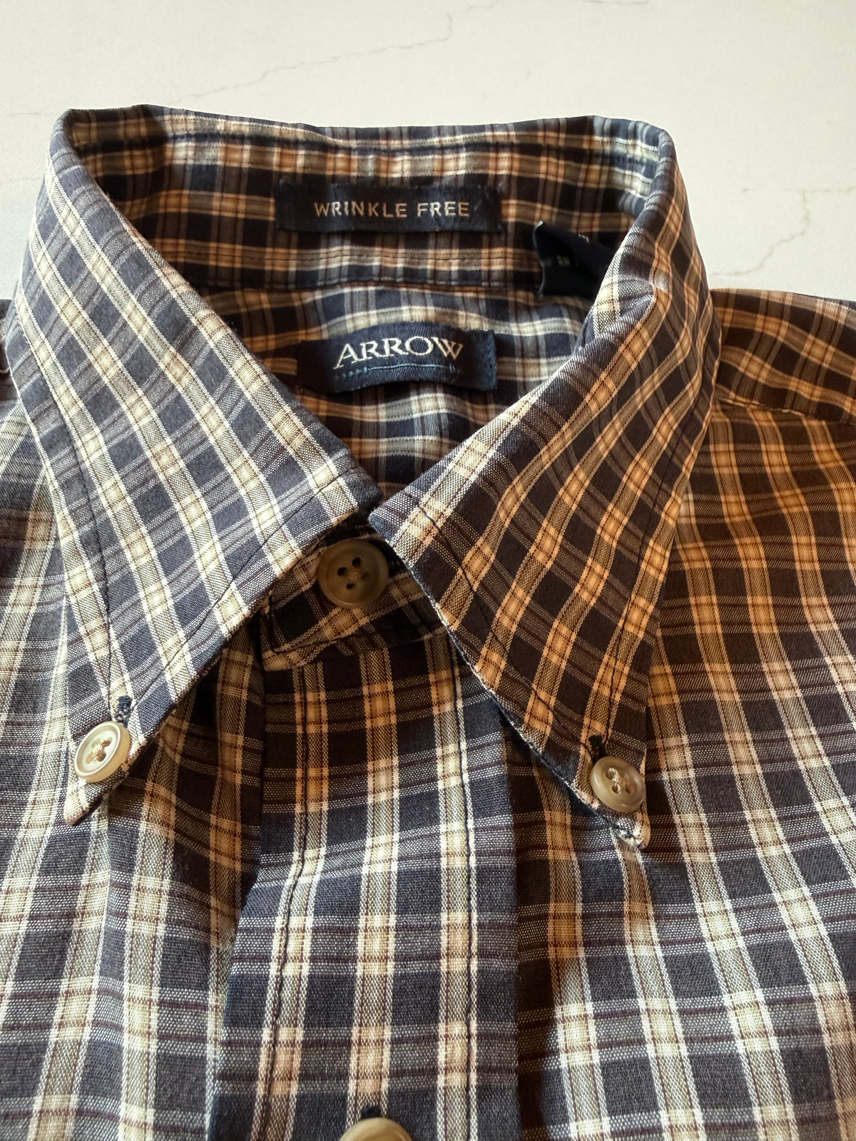 Vintage XL Men's Short Sleeve Navy and Tan Micro Plaid Button Up Shirt