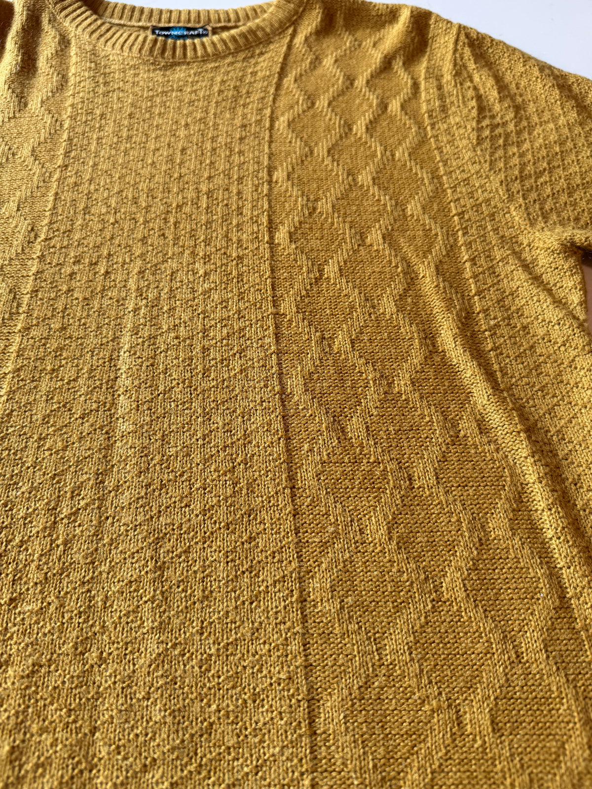 60s M  Mustard Knit Towncraft Plus Men's Vintage Lightweight Sweater
