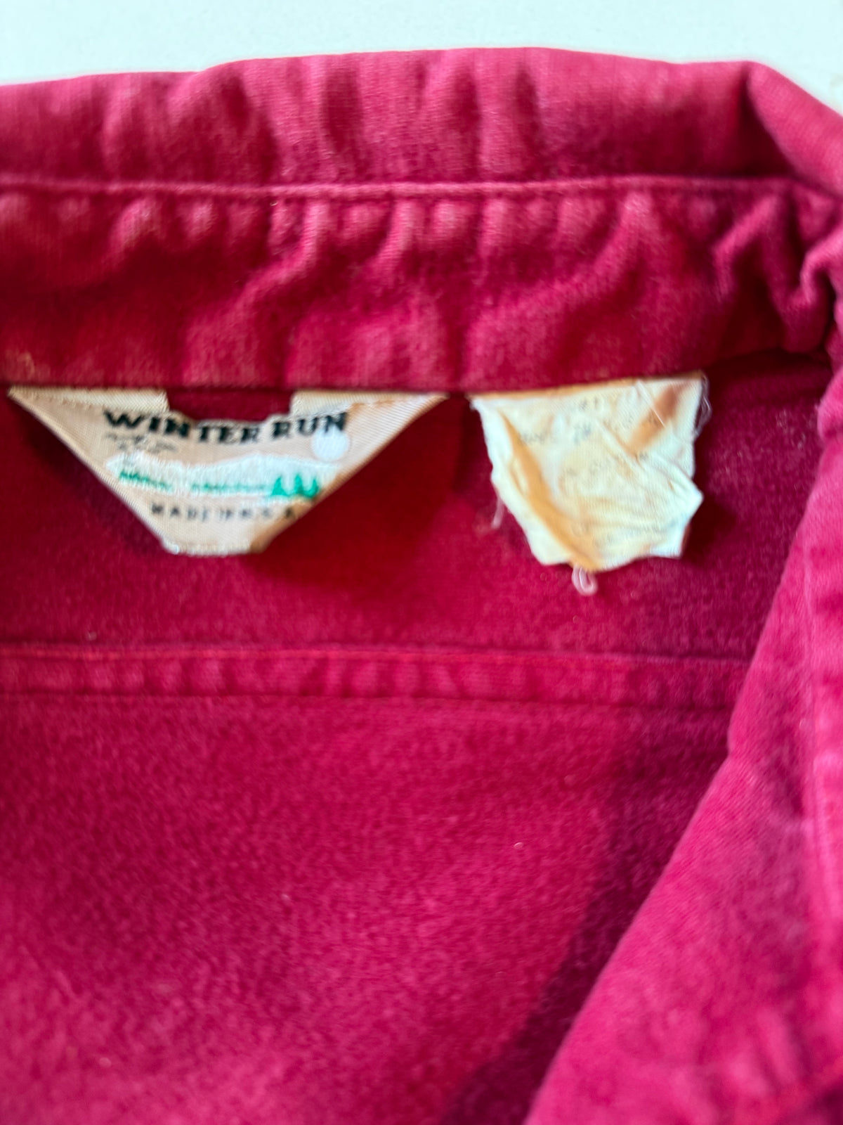 Vintage L Dark Red Long Sleeve Flannel Chamois Button Up Shirt from the 90s